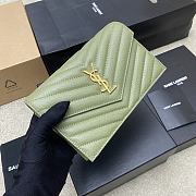 YSL Woc Small Envelope Bag Green Size 19 x 11.5 x 4 cm - 4