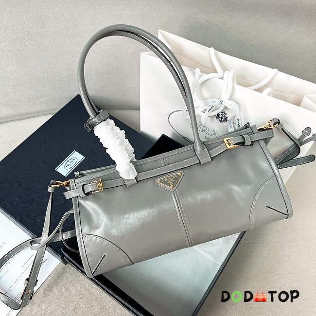 Prada Gray Medium Leather Handbag Size 32 x 15.5 x 12 cm - 1