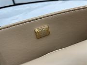 Chanel Flap Bag Beige Wool Size 25 cm - 5