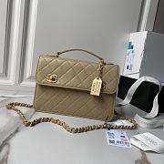 Chanel Vintage Beige Double Turnlock Single Flap Size 23 ×16 cm - 1