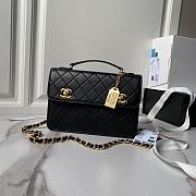 Chanel Vintage Black Double Turnlock Single Flap Size 23 ×16 cm - 1