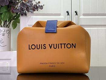 Louis Vuitton Sandwich Bag M24578 Size 30 x 27 x 17 cm