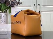 Louis Vuitton Sandwich Bag M24578 Size 30 x 27 x 17 cm - 2