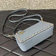 Valentino Garavani Light Blue Leather Bag Size 19 x 13 x 7 cm - 2