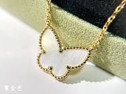  Van Cleef & Arpels Yellow Gold Mother Of Pearl Sweet Alhambra Butterfly Necklace - 4