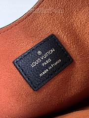 Louis Vuitton Low Key Shoulder Bag M24611 Black Size 26 x 18 x 7 cm - 4