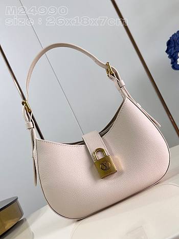 Louis Vuitton Low Key Shoulder Bag M24611 White Size 26 x 18 x 7 cm