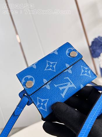 Louis Vuitton Card Holder Necklace Taigarama M83153 Blue Size 7.6 x 10 x 0.5 cm