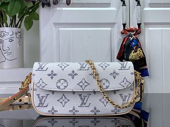 Louis Vuitton Wallet On Chain Ivy M83499 White Canvas Size 23.5 x 12 x 4.3 cm