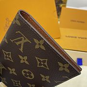 Louis Vuitton Passport Case M64502 Size 10 x 14 x 2.5 cm - 6