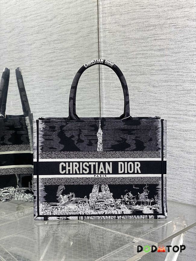 Dior Medium Dior Book Tote Black and White Paris Embroidery Size 36 x 18 x 28 cm - 1