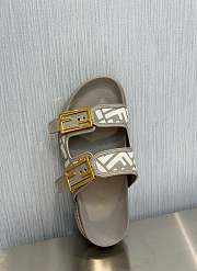 Fendi Shoes 01 - 5