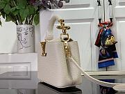 Louis Vuitton Capucines Mini Handbag M48865 White Size 21 x 14 x 8 cm - 3