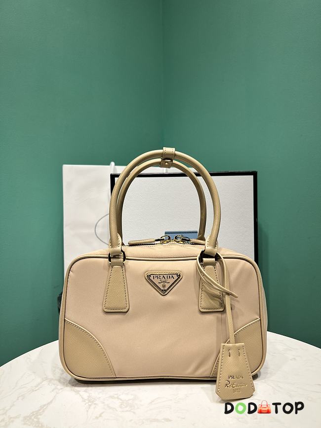 Prada Re-Edition 1978 Small Two-Handle Bag Beige Size 25 x 14.5 x 7.5 cm - 1