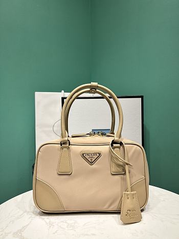 Prada Re-Edition 1978 Small Two-Handle Bag Beige Size 25 x 14.5 x 7.5 cm