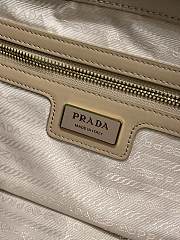 Prada Re-Edition 1978 Small Two-Handle Bag Beige Size 25 x 14.5 x 7.5 cm - 4