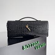 Bottega Veneta Andiamo Black Clutch Size 31 x 13 x 3 cm - 1