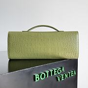 Bottega Veneta Andiamo Green Clutch Size 31 x 13 x 3 cm - 2