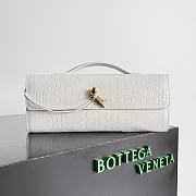 Bottega Veneta Andiamo White Clutch Size 31 x 13 x 3 cm - 1