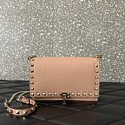 Valentino Garavani Rockstud Small Leather Crossbody Bag Pink Size 18.5 x 12 x 4 cm - 5