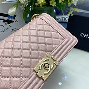 Chanel Boy Bag Grain Calfskin Pink Size 25 cm - 2