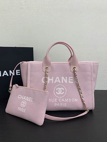 Chanel Beach Bag Pink Size 33 cm