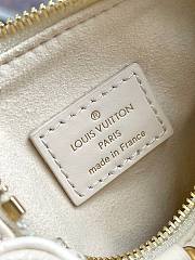 Louis Vuitton Nano Speedy M81625 Size 16 x 10 x 7.5 cm - 4