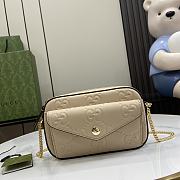 Gucci GG Super Mini Shoulder Bag Light Beige Size 18 x 11 x 4 cm - 1