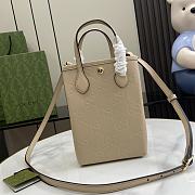 Gucci GG Super Mini Bag With Strap Beige Size 15 x 20 x 5 cm - 1