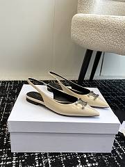 Celine Low-heeled Arc de Triomphe Shiny Leather Beige - 1