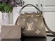 Louis Vuitton Bundle Bag M46545 Elephant Grey Size 28 x 20 x 11.5 cm - 1