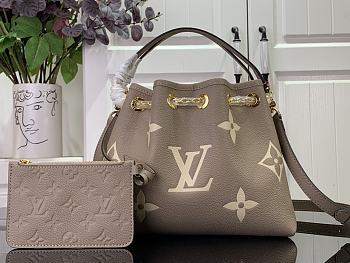 Louis Vuitton Bundle Bag M46545 Elephant Grey Size 28 x 20 x 11.5 cm