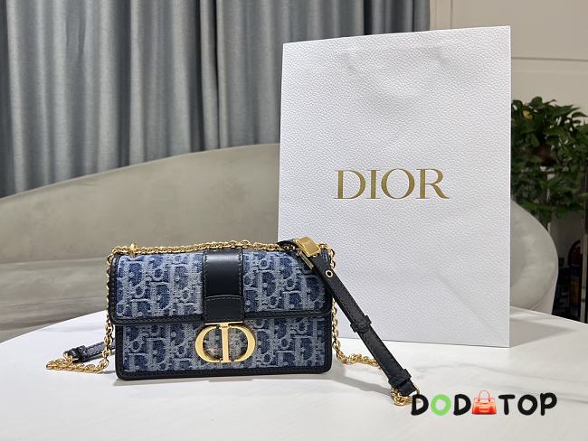 Dior 30 Montaigne East-West Chain Bag Size 21 x 12 x 6 cm - 1