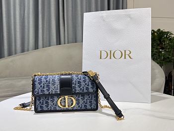 Dior 30 Montaigne East-West Chain Bag Size 21 x 12 x 6 cm