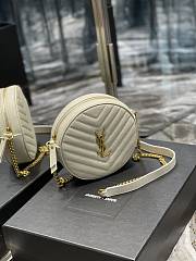 YSL Round Camera Bag Matelasse Chevron Leather White Size 17 x 17 x 5.5 cm - 4