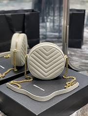 YSL Round Camera Bag Matelasse Chevron Leather White Size 17 x 17 x 5.5 cm - 3