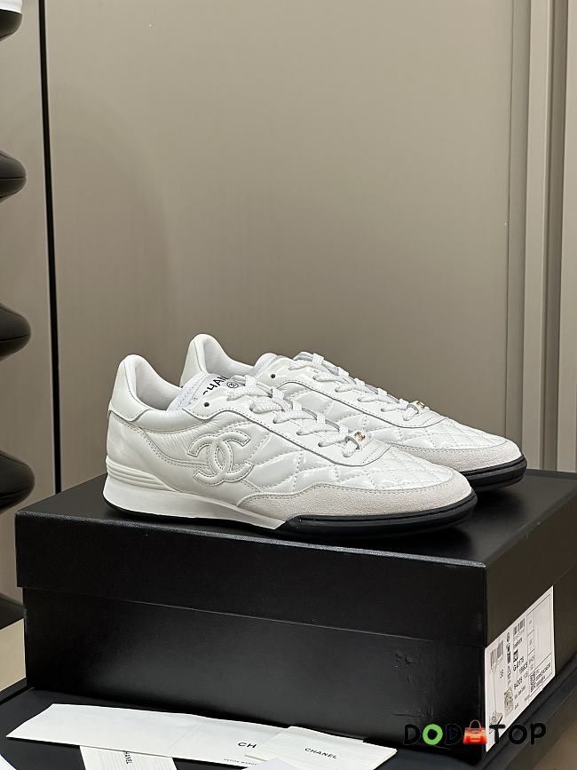 Chanel Low-Top Sneakers White 01 - 1