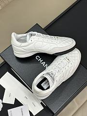 Chanel Low-Top Sneakers White 01 - 3