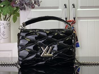 Louis Vuitton Go-14 Twist MM Handbag Patent Leather Size 23 x 16 x 10 cm