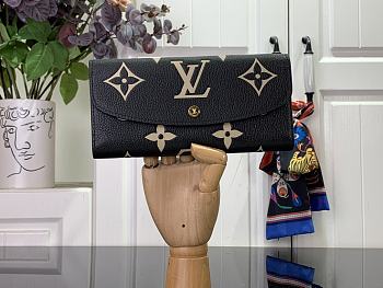 Louis Vuitton Long Wallet M60699 Black Size 19 x 10 cm