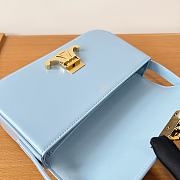 Celine Triomphe Underarm Bag Light Blue Size 20 x 11 x 4 cm - 2