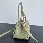 Bottega Veneta Andiamo Paravhute Handbag Green Size 21 x 17 x 16.5 cm - 6