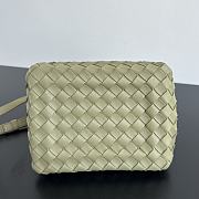 Bottega Veneta Andiamo Paravhute Handbag Green Size 21 x 17 x 16.5 cm - 5