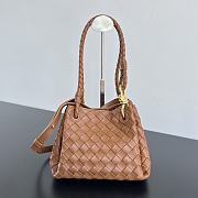 Bottega Veneta Andiamo Paravhute Handbag Brown Size 21 x 17 x 16.5 cm - 1