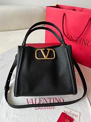 Valentino Garavani Alltime Medium Black Size 26 x 21 x 17 cm - 1