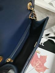 Chanel Flap Bag Lambskin Navy Blue Size 22.5 x 7 x 14.5 cm - 6