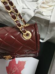 Chanel Flap Bag Lambskin Red Size 22.5 x 7 x 14.5 cm - 2