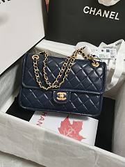 Chanel Flap Bag Lambskin Navy Blue Size 25 x 8 x 17 cm - 1