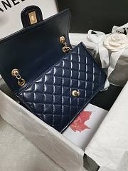 Chanel Flap Bag Lambskin Navy Blue Size 25 x 8 x 17 cm - 6