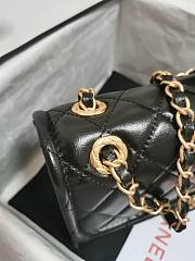 Chanel Flap Bag Lambskin Black Size 25 x 8 x 17 cm - 3